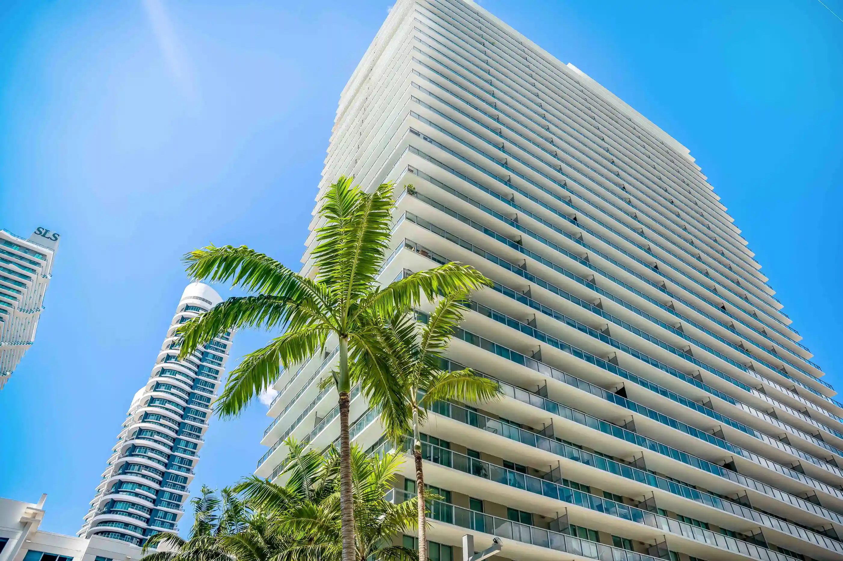 Miami flagship penthouse tower